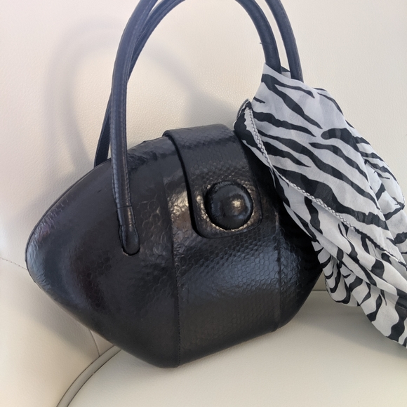 Bags - Picture 4 of 8